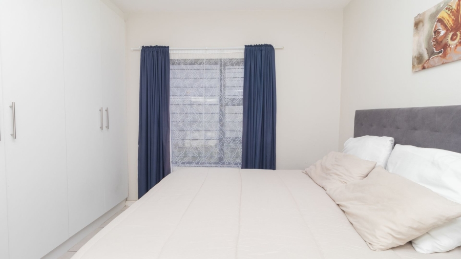 2 Bedroom Property for Sale in Parklands Western Cape